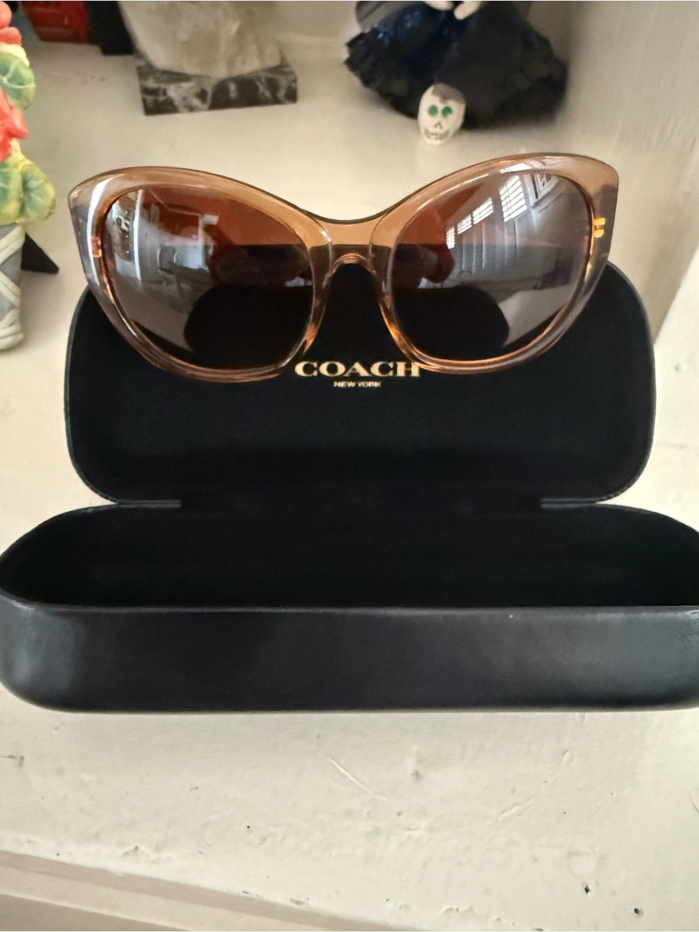 COACH Women's Brown Tortoiseshell Sunglasses EUC